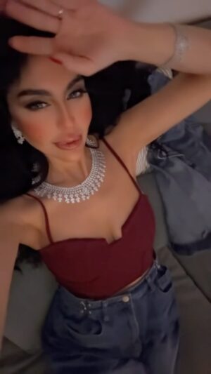 Layla Iskandar Instagram - وكل ساق سيسقى بما سقى 🤲