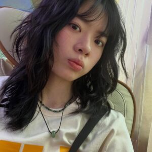 Lee Jae-in Instagram - #하이파이브 💛🍏