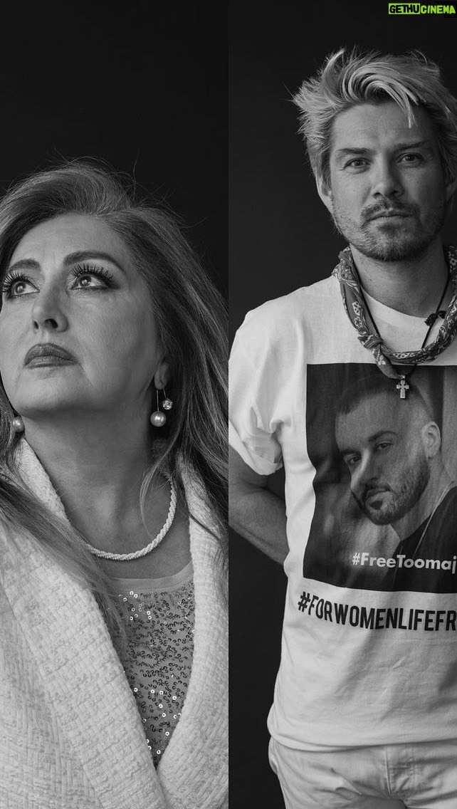 Leila Forouhar - 117.7K Likes - “The Voices Project” was recorded on February of 2023 with leading singer Taylor Hanson and many other international artists along with 16,000 people’s voices to sing “Barayeh Azadi”. Tomorrow this song will be released and we hoped to be the voice of the voiceless. 

«پروژه صداها» در فوریه 2023 با خواننده برجسته تیلور هانسون و بسیاری دیگر از هنرمندان بین المللی به همراه صدای 16000 نفر برای خواندن «برای آزادی» ضبط شد. فردا این آهنگ منتشر میشه و امیدوار بودیم صدای بی صداها باشیم. 
.

@taylorhanson
@forwomenlifefreedomofficial 
@katy_amiriyounesi_lawfirm 
@hamidsaeidi_official 

#زن_زندگی_آزادی 🕊️