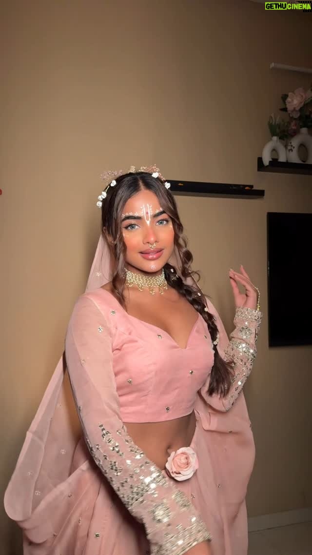 Leisha Patidar - 54.1K Likes - Happy  Janmashtami🦚🪷🐚✨