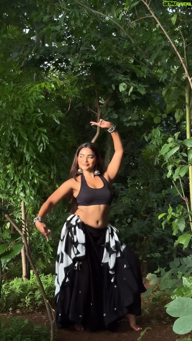 Leisha Patidar - 56.7K Likes - Might delete later🫢✨

Ib- @shreeprada_shrivastava