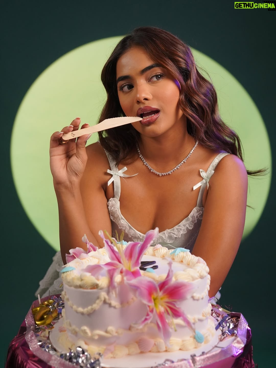 Leisha Patidar - 42.7K Likes - Miss me?