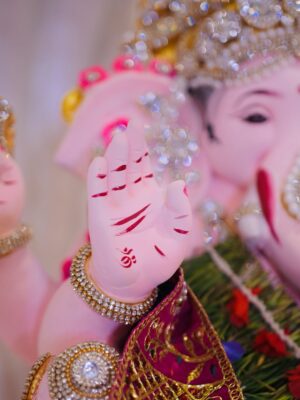 Leisha Patidar Instagram - Forever grateful & blessed…
no words can thank Bappa enough🙏🏼🥹💖
#2025
#ganpati