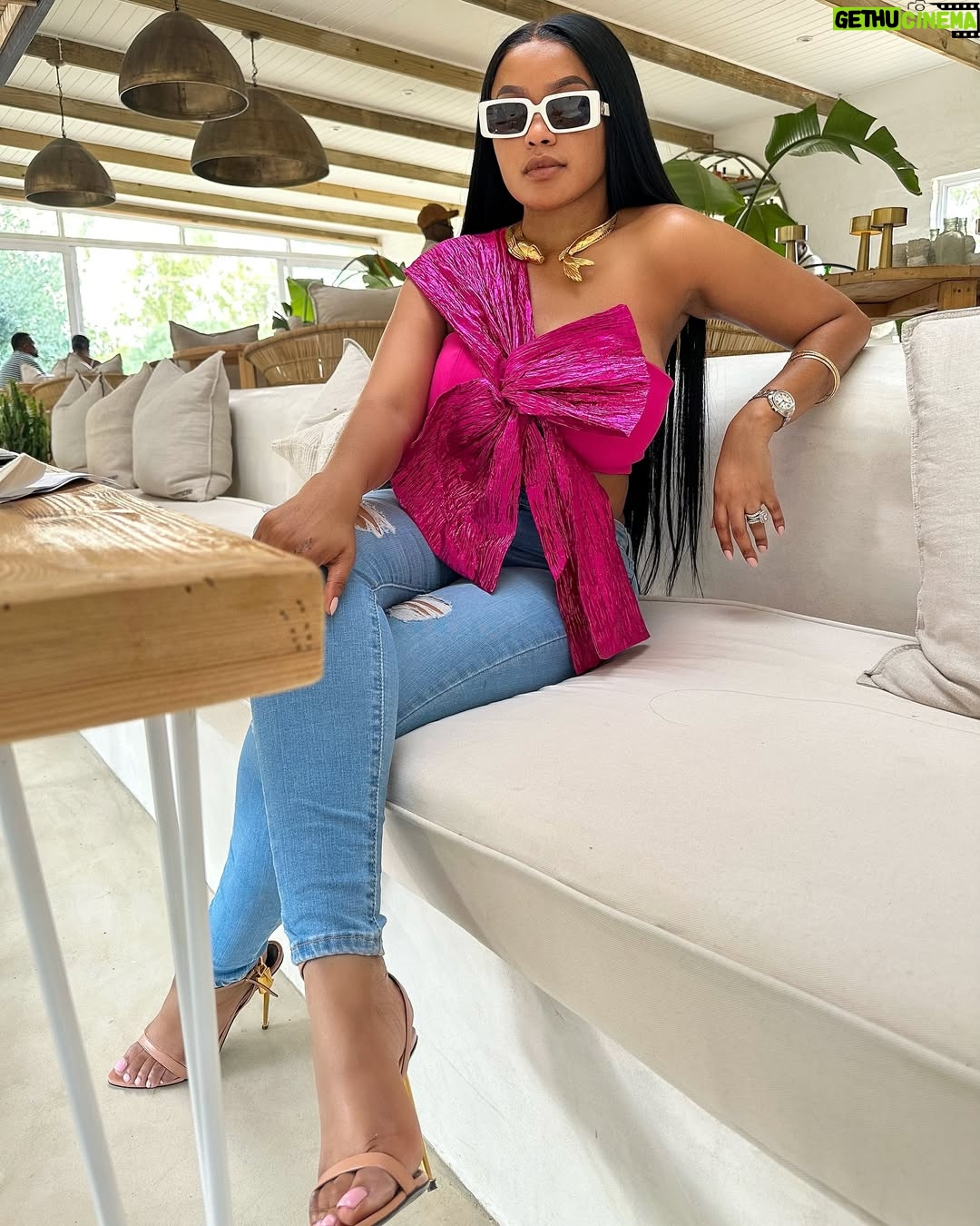 Lerato Kganyago - 69.8K Likes - Happy Sunday 🩷