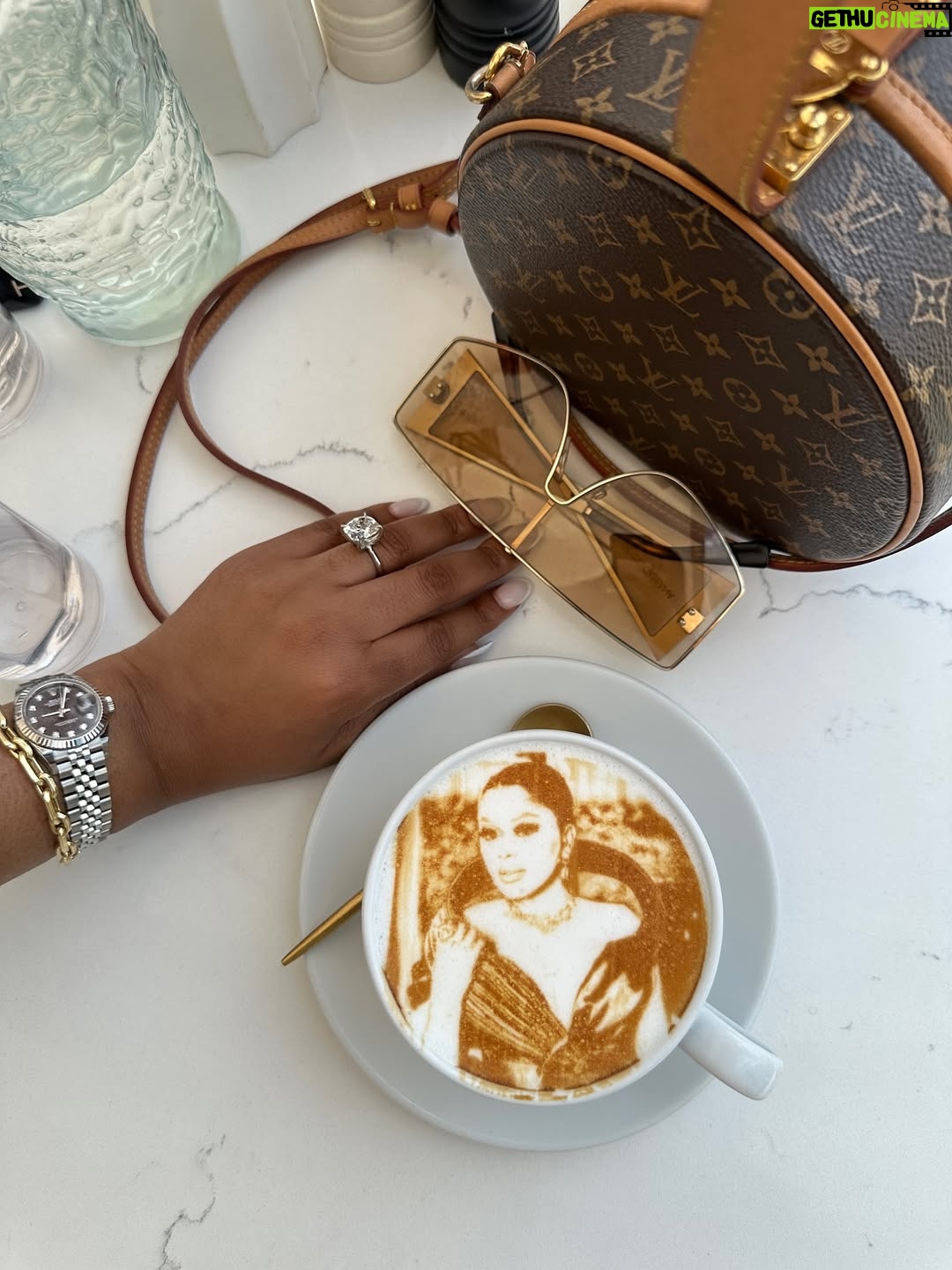 Lerato Kganyago - 3 Likes - CHAI LATTE anyone? ☺️