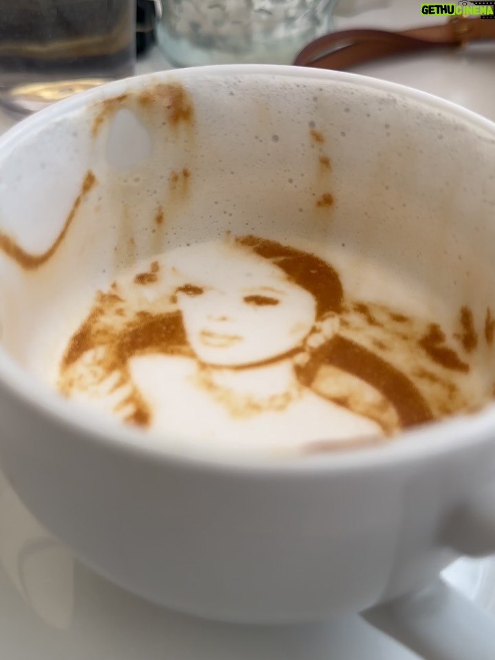 Lerato Kganyago - 3 Likes - CHAI LATTE anyone? ☺️