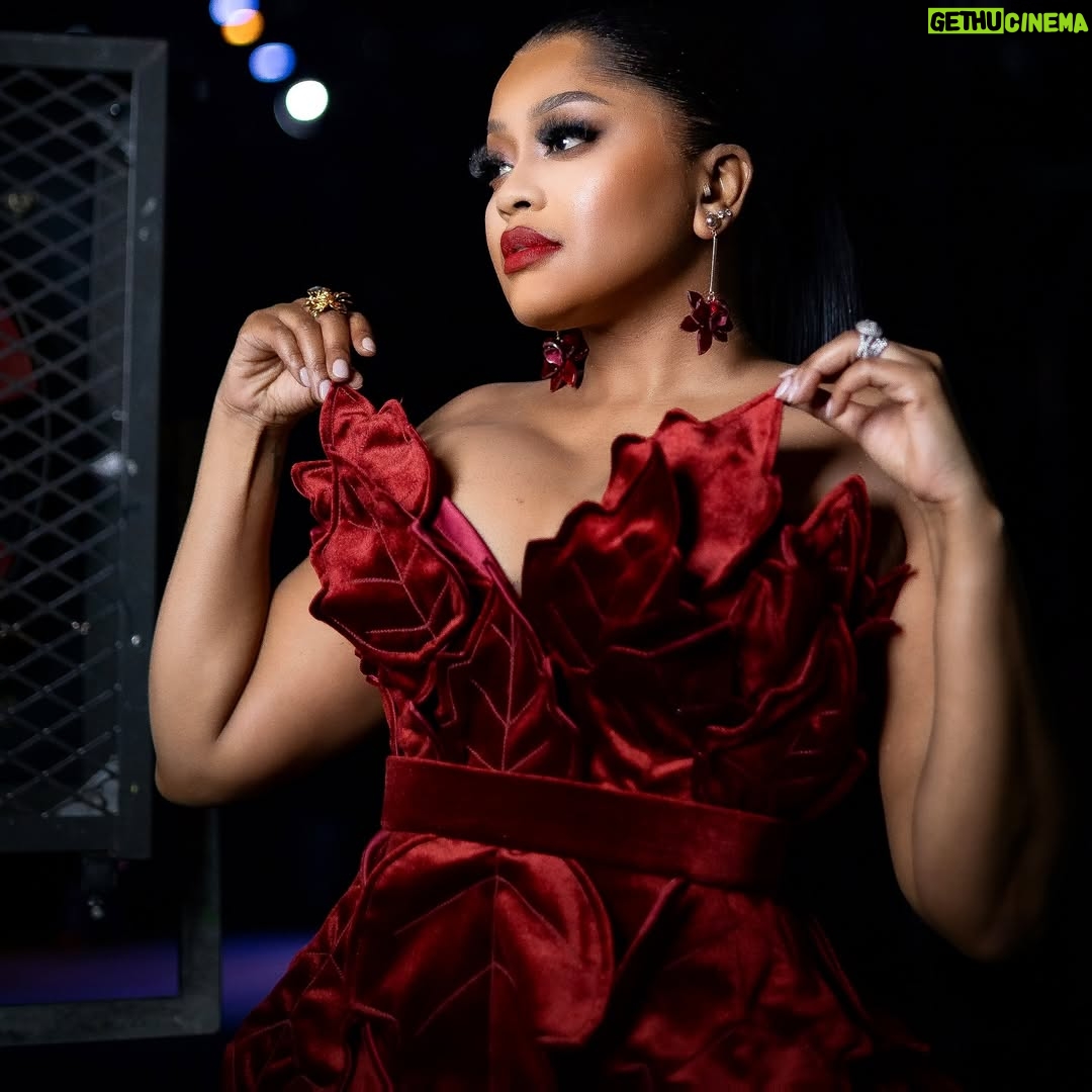 Lerato Kganyago - 3 Likes - 🔥 🔥 everywhere… so, I brought a FAN 👀

👗 @gertjohancoetzee 

#BasadiInMusicAwards2025
