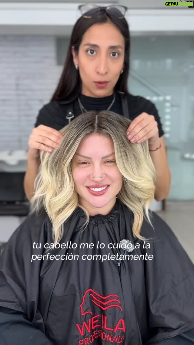 Leslie Shaw - 4.4K Likes - Hay niveles!!! 🔝✨ Estamos amando este look rubio, y lo mejor de todo, muy sano y fuerte gracias al protector K18 🤩 #cambiodelook #especialistasenmechas #limaperu #miraflores #mechas #blondhairstyle #rubio