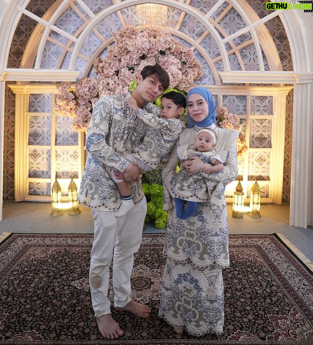 Lesti Kejora - 443.5K Likes - Selamat Hari Raya Idul Adha. 🙏🏼😇
Terima kasih buat teman-teman yang sudah menyempatkan hadir untuk sholat ied berjemaah di kediaman kita yang sudah disulap sedemikian rupa 🙏🏼😅
.
@ayudyahandari 
@byayudyahandari
.
.
Nb: celana gw kotor abis motong sapi 🤣