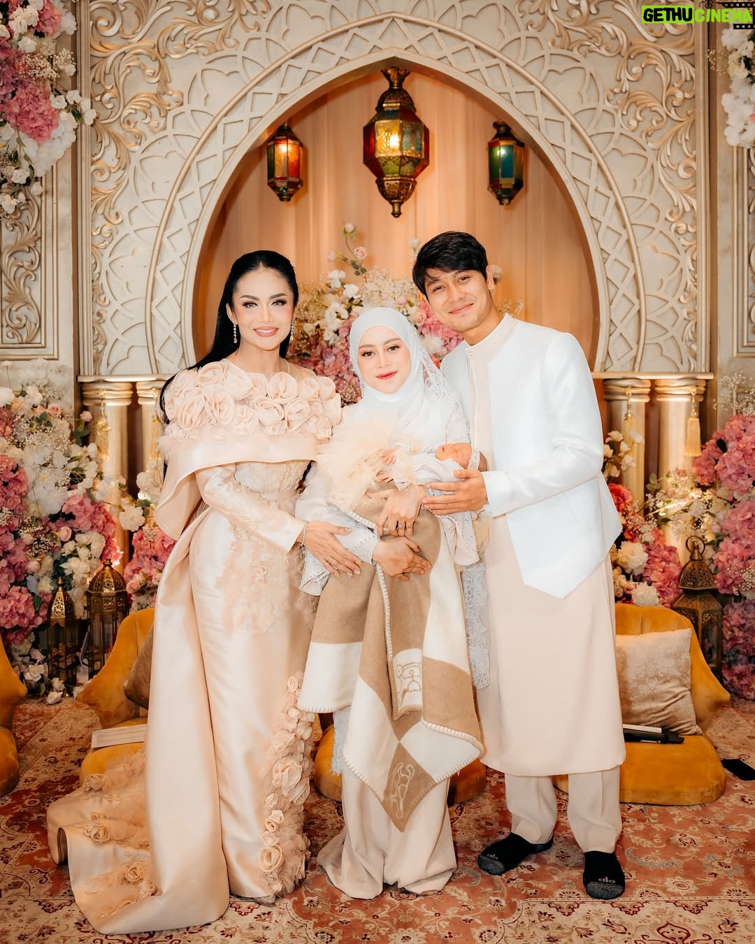 Lesti Kejora - 446.7K Likes - MasyaAllah tabarakallah 
Aqiqah adek🤍… @leshiativana 

Attier: @ayungberinda 
Dekor: @theatmadjas 
EO: @chandira.wo.eo 
Vanue : @ayanajakarta 
F&B : @24evercoffee @ayanajakarta
Souvenir : @momuung.id @moell.id @ricarico_bakery @dagangdagingreal @mydreamgoodies
Usher : @stilettopagarayu
Hadiah : @pmbtoysofficial
MC Offair: @hani.hendrajatinmc @fauzinoerwenda_
Groul Sholawat : @lubnaalazizah.shalawat 
Buku Pengajian : @undangankarawang_
Undangan Digital : @invitato.id
Karpet : @farahcarpetofficial