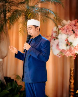 Lesti Kejora Instagram - MasyaAllah tabarakallah
Aqiqah adekš¤ā¦ @leshiativana
Attier: @ayungberinda
Dekor: @theatmadjas
EO: @chandira.wo.eo
Vanue : @ayanajakarta
F&B : @24evercoffee @ayanajakarta
Souvenir : @momuung.id @moell.id @ricarico_bakery @dagangdagingreal @mydreamgoodies
Usher : @stilettopagarayu
Hadiah : @pmbtoysofficial
MC Offair: @hani.hendrajatinmc @fauzinoerwenda_
Groul Sholawat : @lubnaalazizah.shalawat
Buku Pengajian : @undangankarawang_
Undangan Digital : @invitato.id
Karpet : @farahcarpetofficial