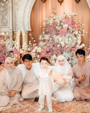 Lesti Kejora Instagram - MasyaAllah tabarakallah
Aqiqah adekš¤ā¦ @leshiativana
Attier: @ayungberinda
Dekor: @theatmadjas
EO: @chandira.wo.eo
Vanue : @ayanajakarta
F&B : @24evercoffee @ayanajakarta
Souvenir : @momuung.id @moell.id @ricarico_bakery @dagangdagingreal @mydreamgoodies
Usher : @stilettopagarayu
Hadiah : @pmbtoysofficial
MC Offair: @hani.hendrajatinmc @fauzinoerwenda_
Groul Sholawat : @lubnaalazizah.shalawat
Buku Pengajian : @undangankarawang_
Undangan Digital : @invitato.id
Karpet : @farahcarpetofficial
