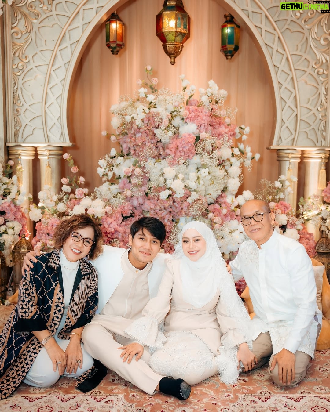 Lesti Kejora - 446.7K Likes - MasyaAllah tabarakallah 
Aqiqah adek🤍… @leshiativana 

Attier: @ayungberinda 
Dekor: @theatmadjas 
EO: @chandira.wo.eo 
Vanue : @ayanajakarta 
F&B : @24evercoffee @ayanajakarta
Souvenir : @momuung.id @moell.id @ricarico_bakery @dagangdagingreal @mydreamgoodies
Usher : @stilettopagarayu
Hadiah : @pmbtoysofficial
MC Offair: @hani.hendrajatinmc @fauzinoerwenda_
Groul Sholawat : @lubnaalazizah.shalawat 
Buku Pengajian : @undangankarawang_
Undangan Digital : @invitato.id
Karpet : @farahcarpetofficial