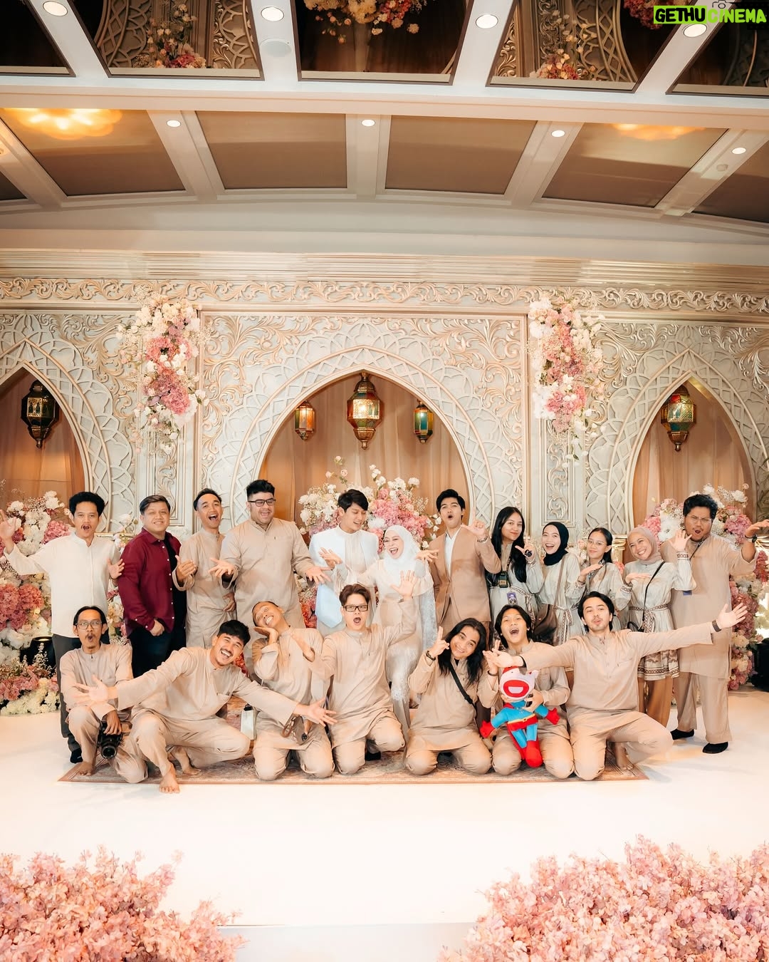 Lesti Kejora - 446.7K Likes - MasyaAllah tabarakallah 
Aqiqah adek🤍… @leshiativana 

Attier: @ayungberinda 
Dekor: @theatmadjas 
EO: @chandira.wo.eo 
Vanue : @ayanajakarta 
F&B : @24evercoffee @ayanajakarta
Souvenir : @momuung.id @moell.id @ricarico_bakery @dagangdagingreal @mydreamgoodies
Usher : @stilettopagarayu
Hadiah : @pmbtoysofficial
MC Offair: @hani.hendrajatinmc @fauzinoerwenda_
Groul Sholawat : @lubnaalazizah.shalawat 
Buku Pengajian : @undangankarawang_
Undangan Digital : @invitato.id
Karpet : @farahcarpetofficial
