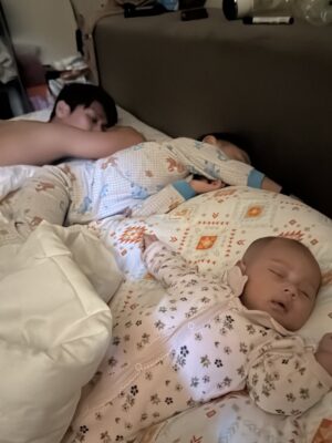 Lesti Kejora Instagram - Barakallah fi umrik papa @rizkybillar
Doa nya kaka uda tau pokonya barokah selalu semua nya ya kaš¤
#AllahummaBaarik