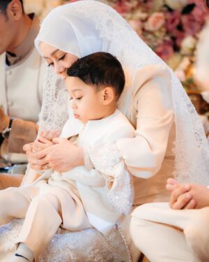 Lesti Kejora Instagram - Alhamdulillah Aqiqah putri kami
LESHIA TIVANA BILLAR InsyaAllah sehat selalu dan menjadi anak yang shaleha ya nakš¤š
#masyaAllahTabarakallah
#AllahummaBaarik