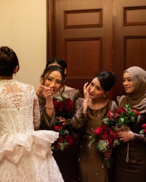 Lesti Kejora Instagram - š¤
Selamat berbahagia ka @valtifanka dan ka @mochammadhika Allah jaga selalu kalian loveš¤
#allahummabaarik