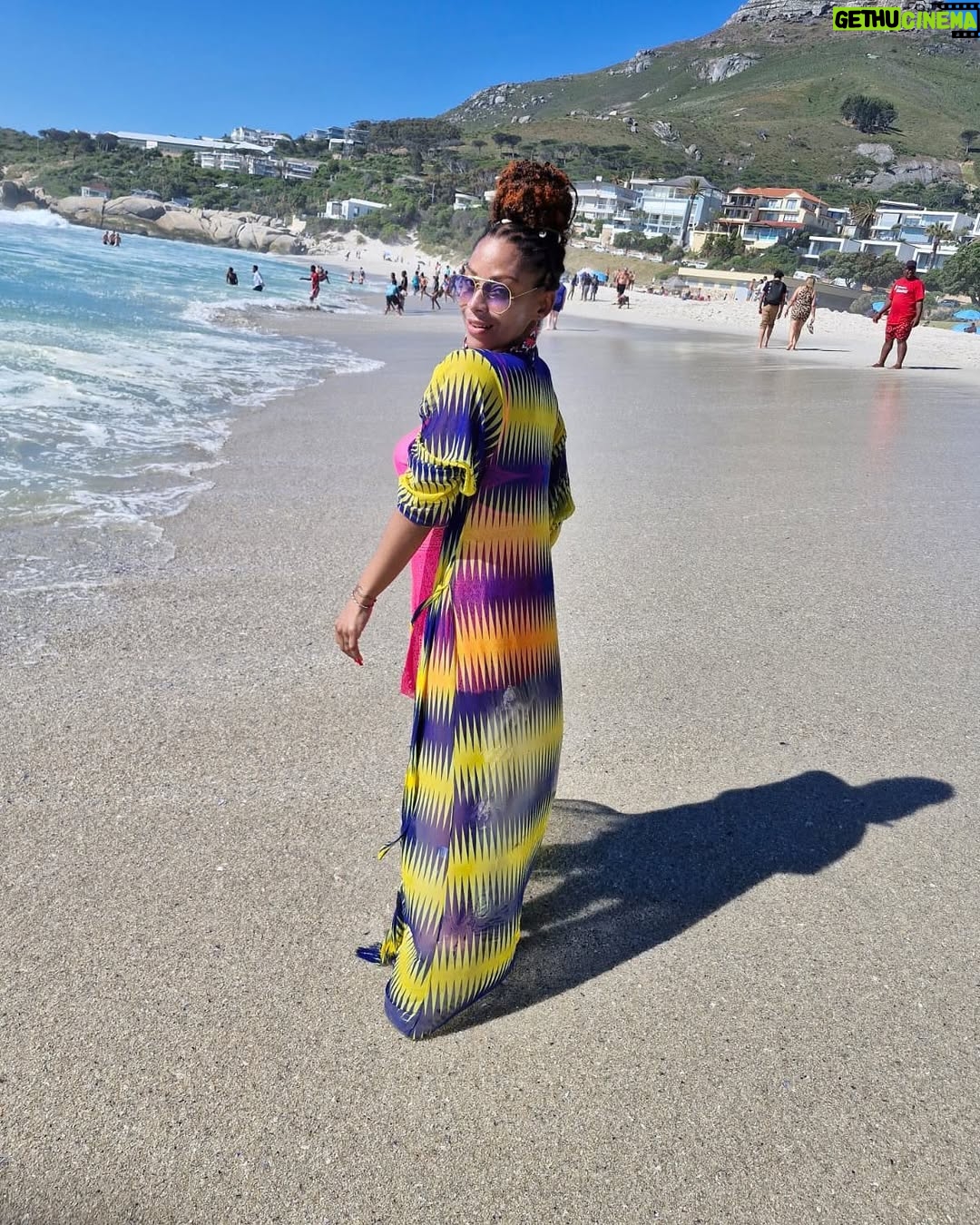 Letoya Makhene - 8.6K Likes - 2024 🥂
My friends got married, my children grew up a little more, we all found healing and we all realised that we’re much stronger than we thought. 

I’m grateful for the lessons learned and I don’t take any of my life experiences for granted 😇

Thank you to everyone that we shared laughs and hugs with 🤗🙏🏽🤍🥰

A big thank you to @houseofzambezi for always ensuring that I look amazing!

To @dandozest_food and @zaza_legacy_wine_bev_sa Thank you for making sure that everyone was always well fed and well hydrated at every function 🥂🍧

To my work family @masechabamedia and @ntethe_global_effect Thank you for never stopping to believe in me! Here’s to our 2025 takeover! 🙌🏽🙌🏽🙌🏽

Emakhosini 👏🏽👏🏽🤍