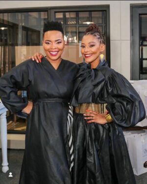 Letoya Makhene Instagram - The year that was 2024 🥂
May 2025 be a better year for all 😇🙏🏽😇
Love & Light 💋