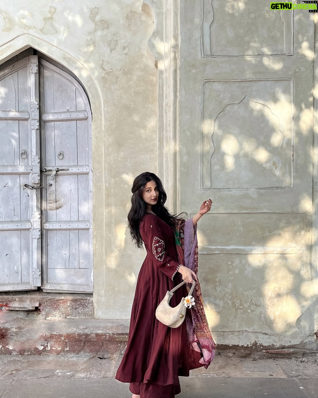 Lisa Prerna - 3.7K Likes - 