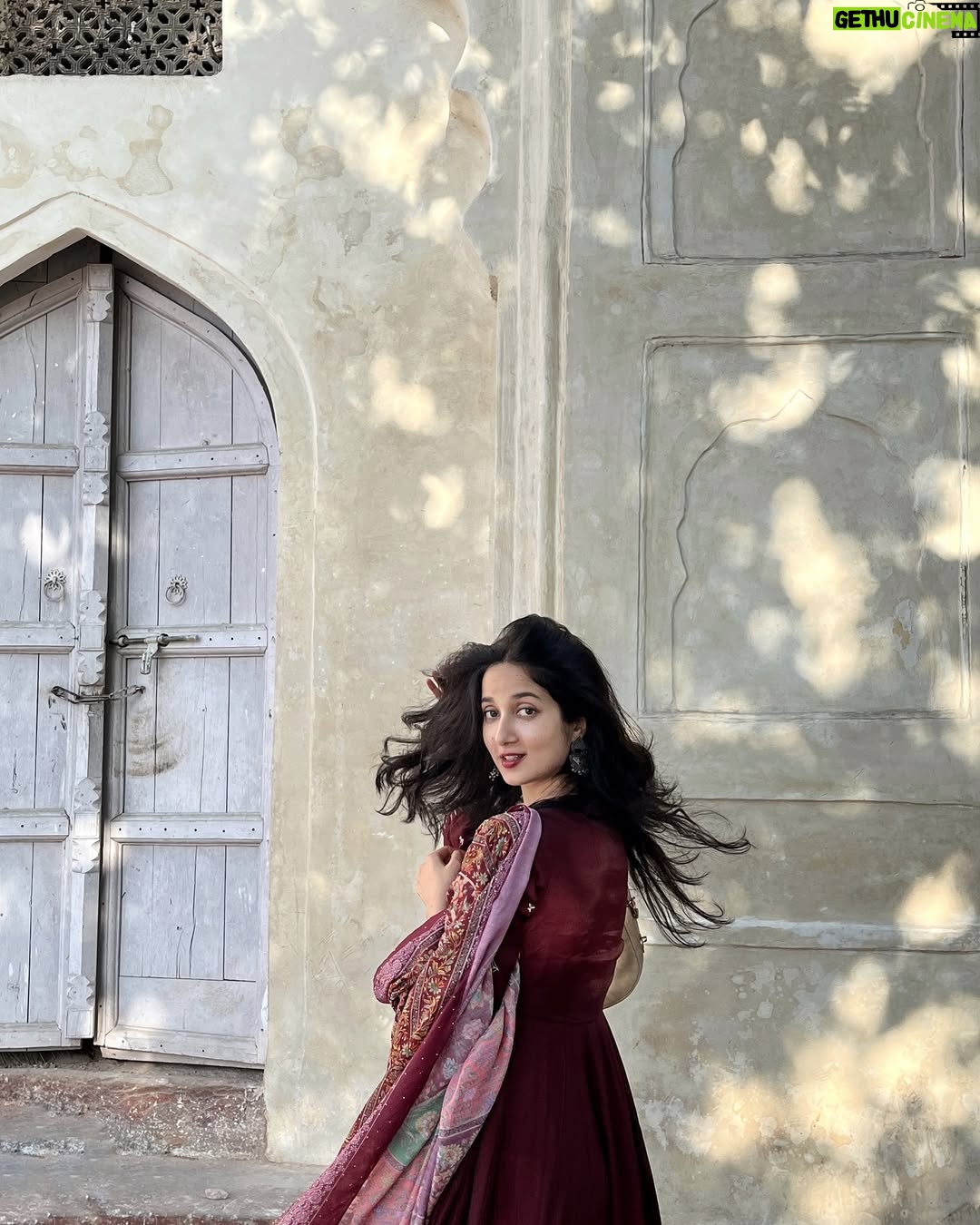 Lisa Prerna - 3.7K Likes - 