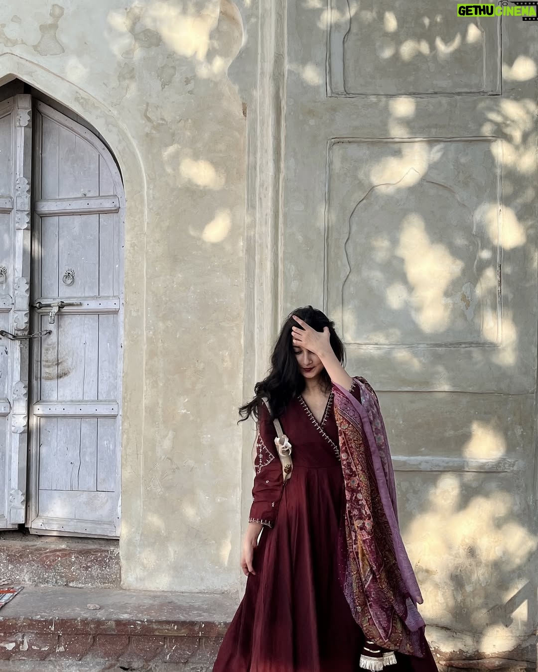 Lisa Prerna - 3.7K Likes - 