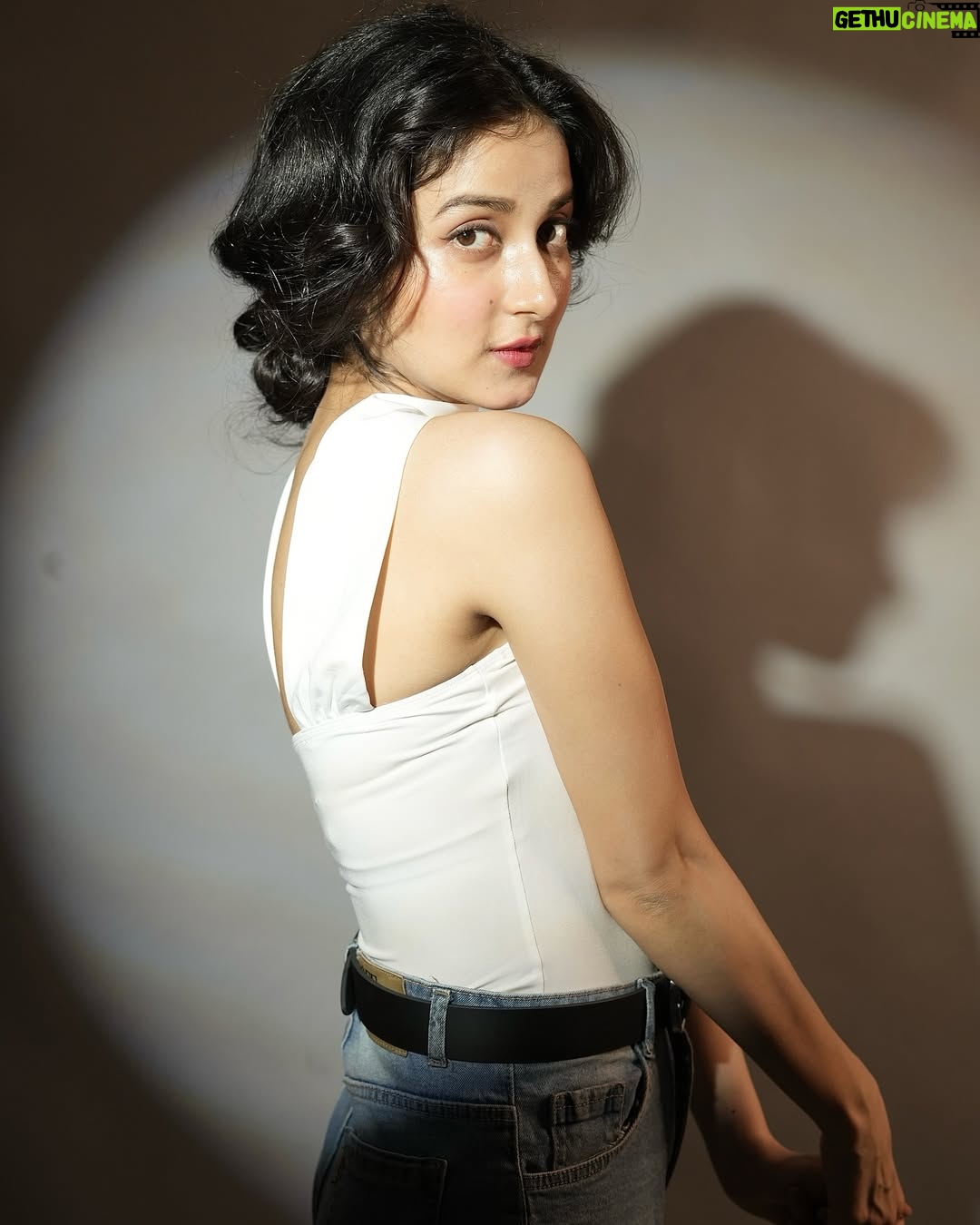 Lisa Prerna - 9K Likes - 