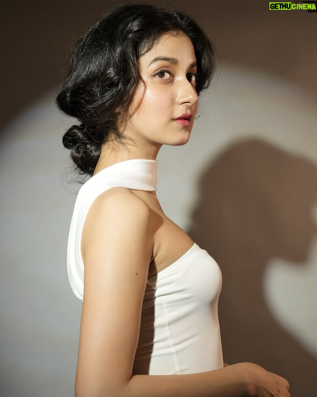 Lisa Prerna - 9K Likes - 