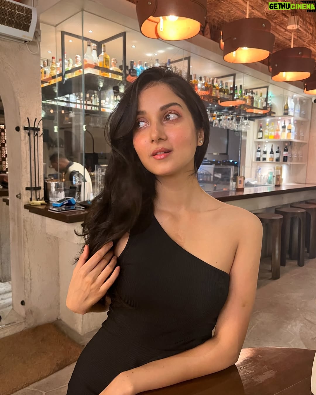 Lisa Prerna - 6.7K Likes - hint : very
🍓