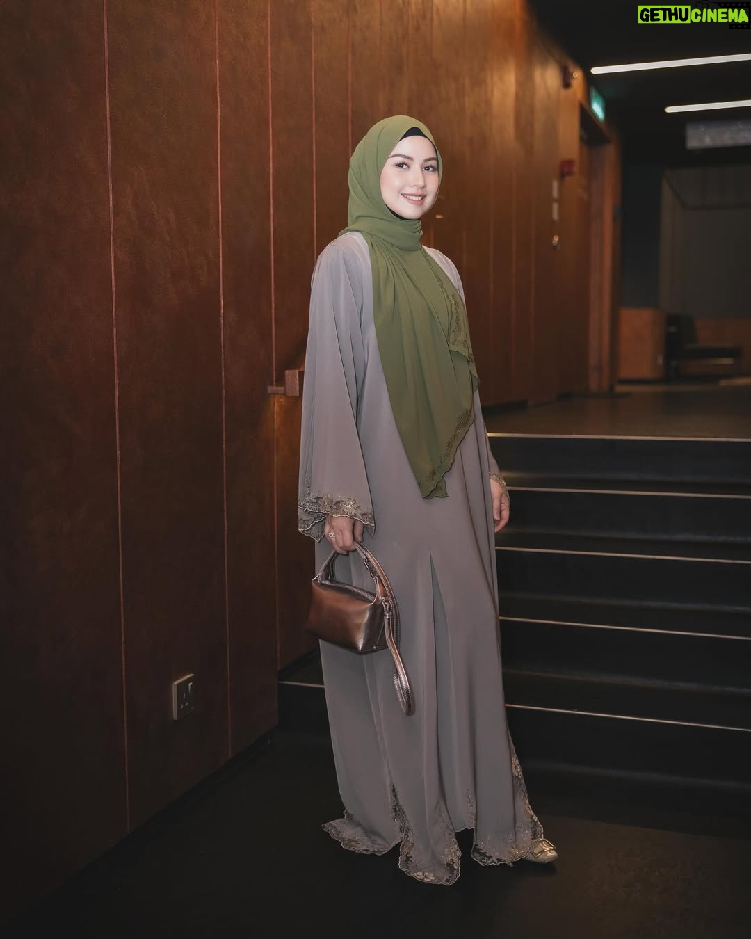Lisa Surihani - 13.4K Likes - OOTD la ye alang2 pakai apa yang dia pilih. 

@galeriariani 
@arianiRTW Premium (available in House of Ariani boutique) 
@halisa_said 
@echolaliapictures
