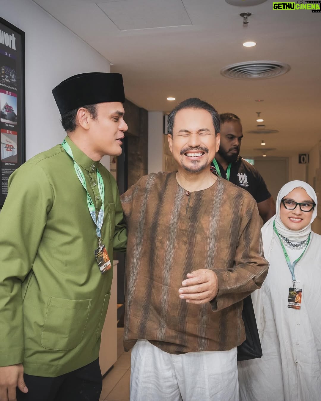 Lisa Surihani - 51.9K Likes - Jazakallahu khayran khatira @imantang75 @iconentertainmentmy for the invitation to watch the sifu Dato’ M.Nasir for the M. N46IR Cipta Raya concert.