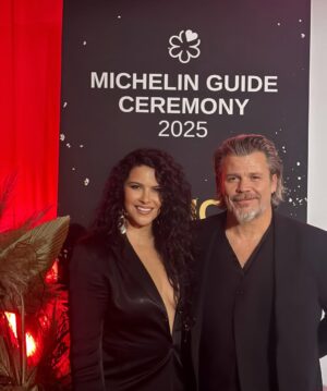 Litzy Instagram - Una noche inolvidable @guiamichelinmx @michelinguide Orgullosa de ti, de tus logros, del Chef impecable que eres, peros sobre todo del alma que tienes! TE AMO @donponchocadena Gracias por hacerme parte de tus éxitos. 🙌🏼✨💛

Felicidades por @carboncabronmx por segundo año consecutivo en la Guía Michelin 🙌🏼🫡