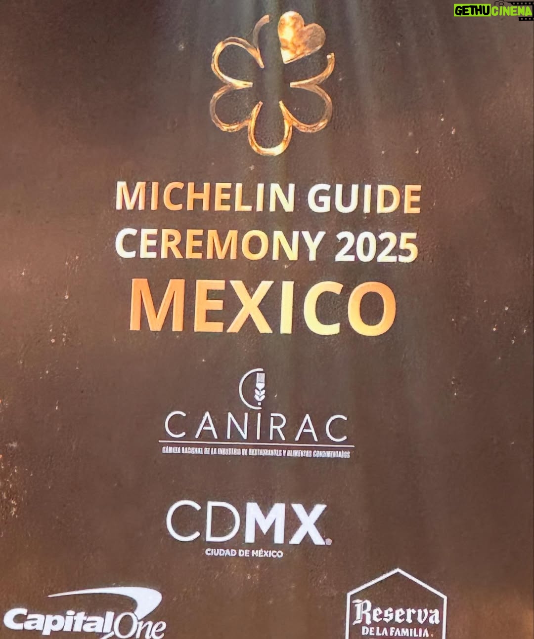 Litzy - 46.1K Likes - Una noche inolvidable @guiamichelinmx @michelinguide Orgullosa de ti, de tus logros, del Chef impecable que eres, peros sobre todo del alma que tienes! TE AMO @donponchocadena Gracias por hacerme parte de tus éxitos. 🙌🏼✨💛

Felicidades por @carboncabronmx por segundo año consecutivo en la Guía Michelin 🙌🏼🫡
