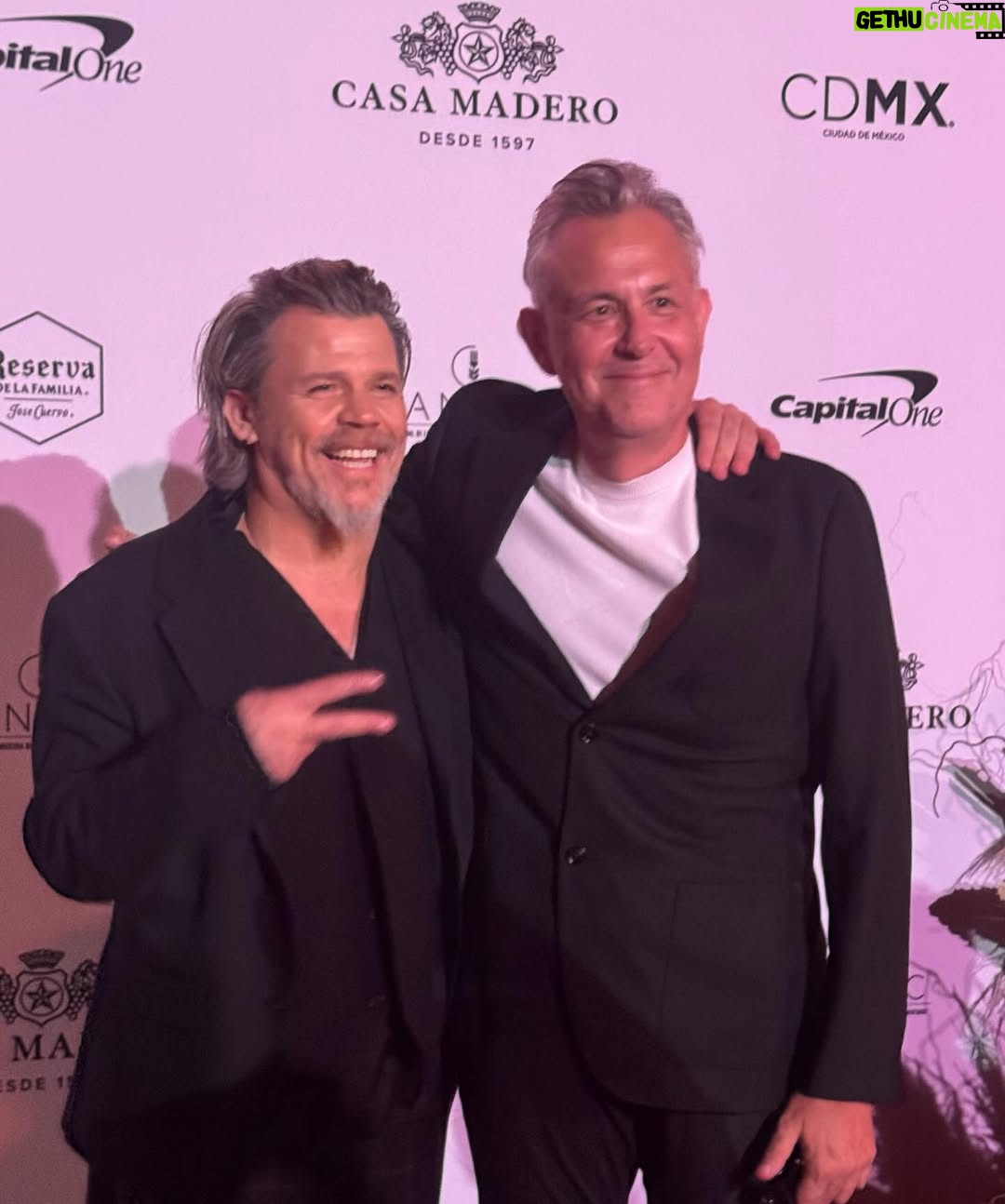 Litzy - 46.1K Likes - Una noche inolvidable @guiamichelinmx @michelinguide Orgullosa de ti, de tus logros, del Chef impecable que eres, peros sobre todo del alma que tienes! TE AMO @donponchocadena Gracias por hacerme parte de tus éxitos. 🙌🏼✨💛

Felicidades por @carboncabronmx por segundo año consecutivo en la Guía Michelin 🙌🏼🫡