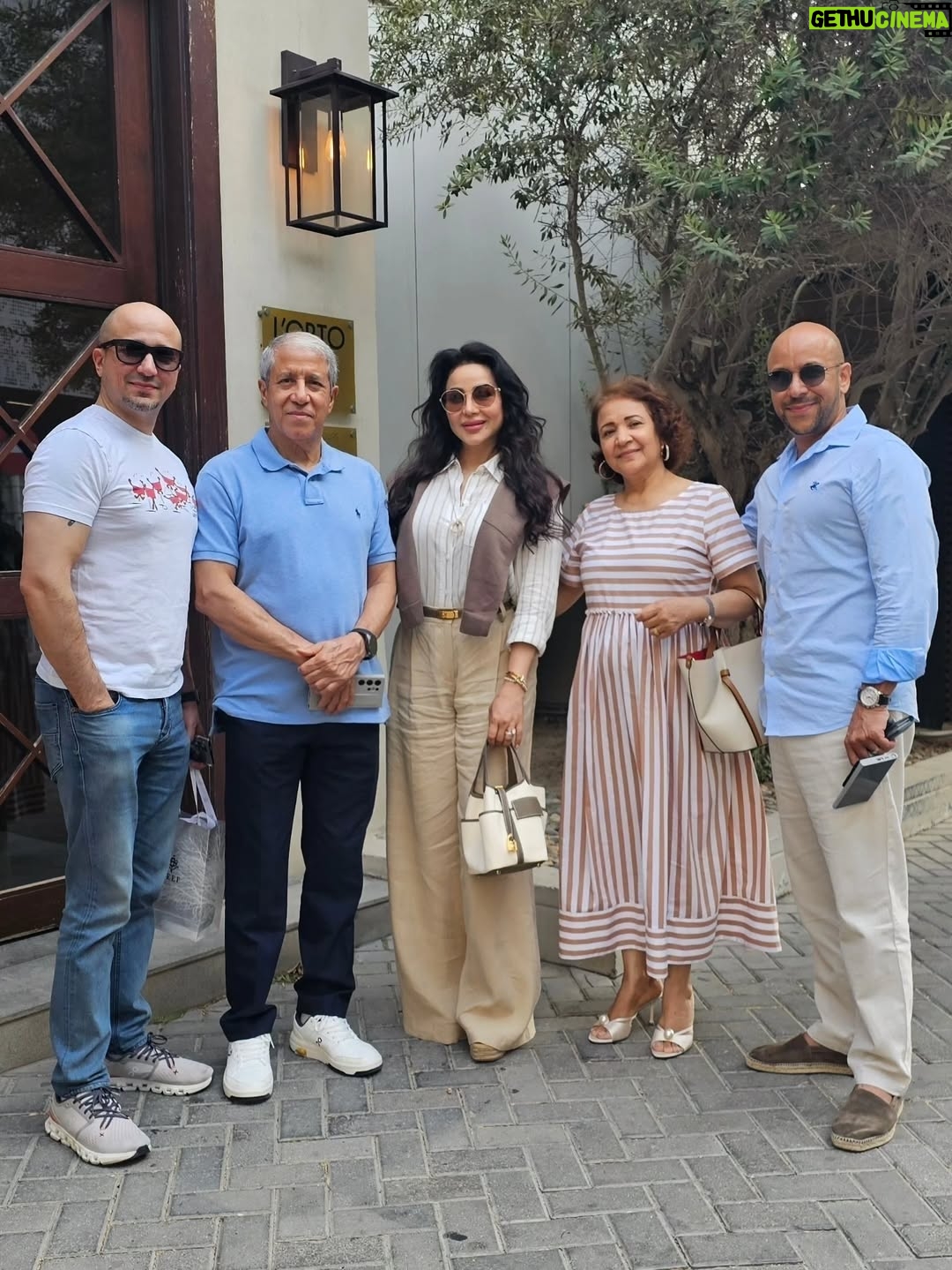 Lojain Omran - 3 Likes - ..
..
الله لا يحرمني أحلى عيلة ❤️🥰
..
و حبيب عمته بسمالله عليه 🥹❤️ كبر و كبر حبه بداخلي🙏
..