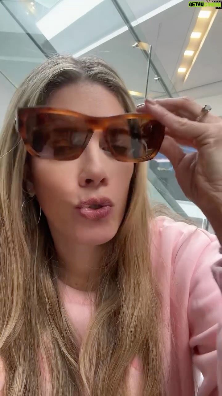 Lorna Cepeda - 169.1K Likes - No más salgo de unas deudas….
