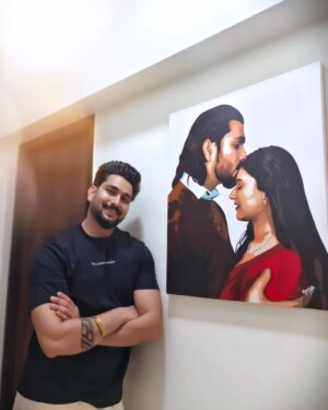 Lovely Sharma Instagram - Iss khubsurat surprise ke liye dil se shukriya!
Ek special thanks to the super talented Nupur  @nupuurr29 — tumne ek yaad ko itne pyaare tareeke se canvas pe utaar diya, it truly feels alive. Tumhara art sirf painting nahi, emotions ka ek beautiful expression hai.
Aur meri pyaari wife Lovely  @lovelysharmaofficial — tumhaari har choti choti baat mujhe har baar impress karti hai. Tumhara pyaar aur thoughtfulness hamesha dil ko choo jaata hai.
Yeh gift sirf ek painting nahi, ek yaadgar pal hai jo hamesha mere dil ke kareeb rahega.

#DilSeShukriya #BeautifulSurprise #ArtWithHeart #ThankYouNupur #LovelyGesture
#bollywood
#surprise #love