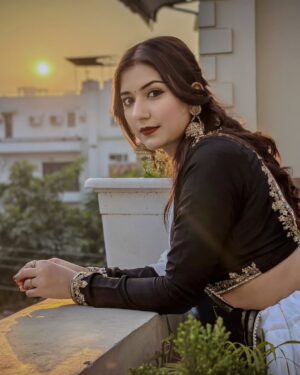 Lovely Sharma Instagram - Yaadein 🖤

Outfit @sims_couture.in 
Jewellery @chinar_jewels 
Shot @realadityarao 

#WhiteAndBlackElegance #LehengaLove #EthnicFashion #FusionWear #TraditionalWithATwist #IndianEthnicWear #LehengaGoals #FestiveFashion #DesiStyle #IndoWesternLook #MonochromeMagic #BlackAndWhiteVibes #ClassicCombination #BoldAndBeautiful #ElegantInWhiteAndBlack #DualToneOutfit #WeddingSeason #FestiveReady #PartyWearLehenga #BridalInspo #SangeetLook #StyleStatement #OOTD #FashionDiaries #TrendAlert #DesignerWear