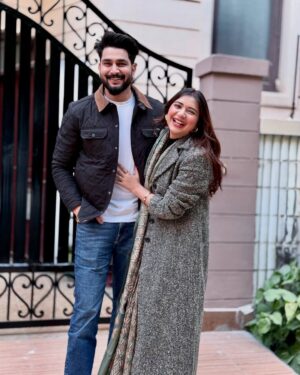 Lovely Sharma Instagram - Happy Valentine’s Day Patidev ❤️

No words can truly capture the depth of my love for you, but just know—it’s in every glance, every touch, and every heartbeat. Today and always, I choose you.

Tumhari Lovelyy ❤️