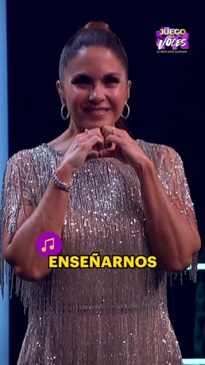 Lucero Instagram - ¡No hay duda de que @luceromexico es la más adorada por todo el mundo! 🫶✨ Y así la honraron sus fans 👏🥰

@juegodevocesof GRAN FINAL, domingo 18 de mayo por Univision 

#JuegoDeVoces #JuegoDeVocesUS #Lucero #Fans #Clippeo