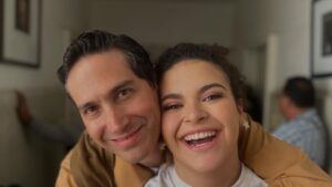 Lucero Instagram - Mi niña, mi luz, mi princesa, mi sueño realizado hoy cumple 20. 
Y parece que fue hace unos días cuando nació y levantaba la ceja aún cuando dormía en mi hombro o en mis brazos. 

Mi Lucero, celebro tu vida preciosa mía, y celebro diario 
porque eres mi regalo de todos los días. 

Gracias por tus risas para todos mis chistes, por pedirme que no me vaya a dormir temprano para quedarnos otro rato juntas, por ser mi mejor amiga y confidente, por hablarme y por escucharme y por ser mi compañera en todo lo que hacemos. 

Eres la hija que siempre soñé pero cada instante superas mis expectativas…
Tan inteligente, tan madura, tan bella, tan única, tan tú. 

Que Dios siga guiando tu camino y que seas la persona más feliz de este planeta, hoy y todos los días de tu vida. Feliz cumple. 

Te amo como no sabes. 
Un día vamos por un jellycat. 
🎂🎉🌟💝🎶🌹♥️