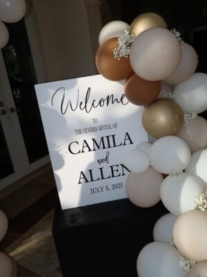 Luciana Fuster Instagram - Gender reveal de mi queen sissy 🩷🩷🥹🥹 @camilaescribenss
Qué alegría tan grande saber que viene una bebita en camino!! 🎀. Te deseo lo más lindo del mundo y mucho amor en esta nueva etapa 👶🏻. I’m sure @allenlazard and you’re going to do amazing ✨️
I’m so proud of you. Love you always 👑💞