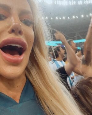 Luciana Salazar Instagram - Argentinaaaaaa gracias por todo 🇦🇷!!! Esto es una fiesta. Muchachos ahora nos volvimos a ilusionar… 🎉🙏🏻🏆