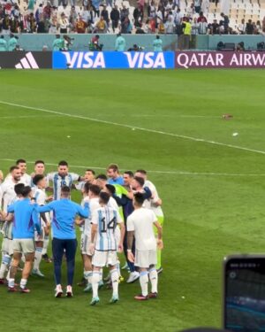 Luciana Salazar Instagram - Argentinaaaaaa gracias por todo 🇦🇷!!! Esto es una fiesta. Muchachos ahora nos volvimos a ilusionar… 🎉🙏🏻🏆