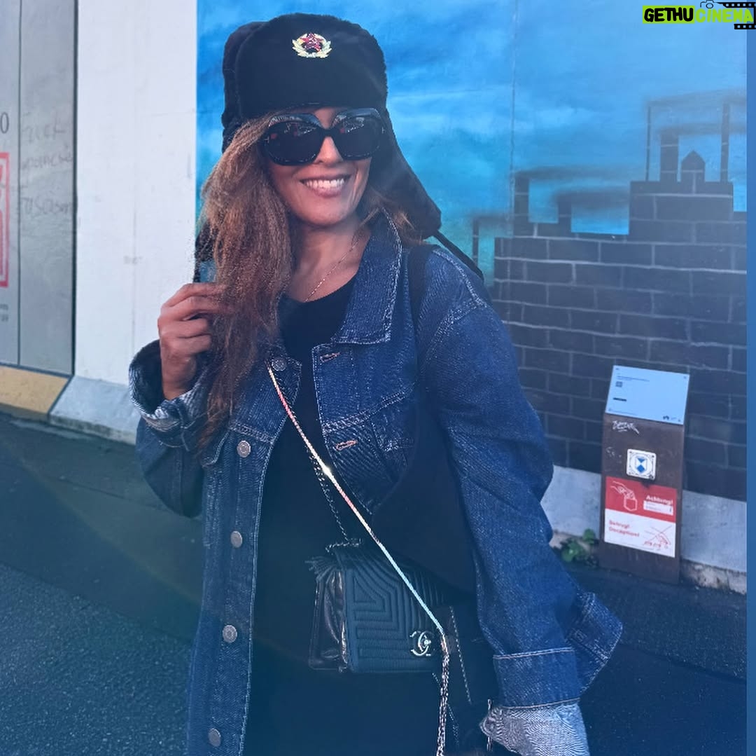 Luíza Brunet - 446 Likes - Berlim cidade viva ,  muito além de histórias tristes. 
Hoje a Alemanha terceira potência mundial. 
Um pouco do que vivemos aqui. 🇩🇪
@gracehajfler
@vanessalapolli 
@alexandrabuchetmannm  obrigada por organizar 💥