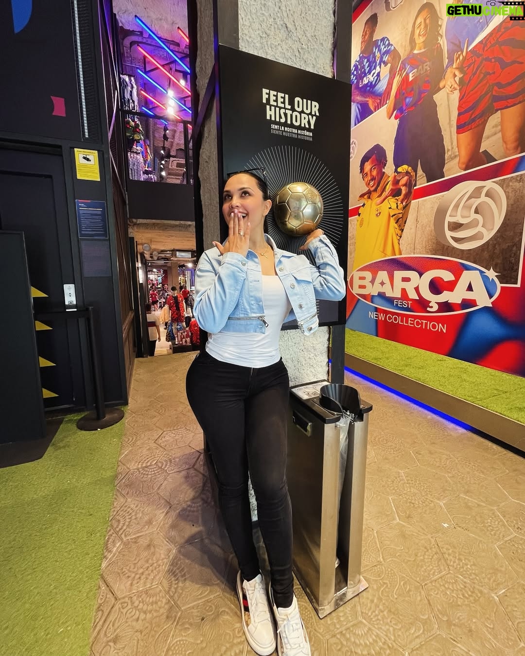 Luiza Rasulova - 34.6K Likes - Эль-Класико⚽️хисобни неччи қиламиз бугун?🤣
манда тахмин бор камида 3-0 💙Barca❤️фойдасига😉силада тахминла борми? ким қайси футбол клубига мухлисдик қилади👇🏻