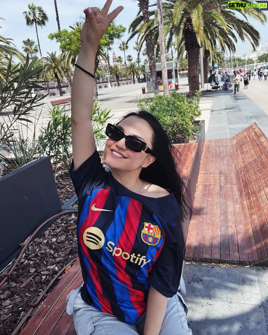 Luiza Rasulova - 34.6K Likes - Эль-Класико⚽️хисобни неччи қиламиз бугун?🤣
манда тахмин бор камида 3-0 💙Barca❤️фойдасига😉силада тахминла борми? ким қайси футбол клубига мухлисдик қилади👇🏻