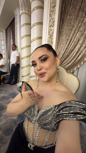 Luiza Rasulova Instagram - 🇺🇿🥳