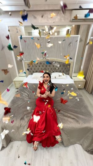 Luiza Rasulova Instagram - Happy birthday to me💃🏻
30🥳