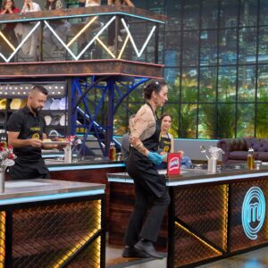 Luly Bossa Instagram - Una semana más en @masterchefcelebrityco 🙌
¡Gracias @pichingohumor, nos salvamos! 😅🩷🙏
@canalrcn